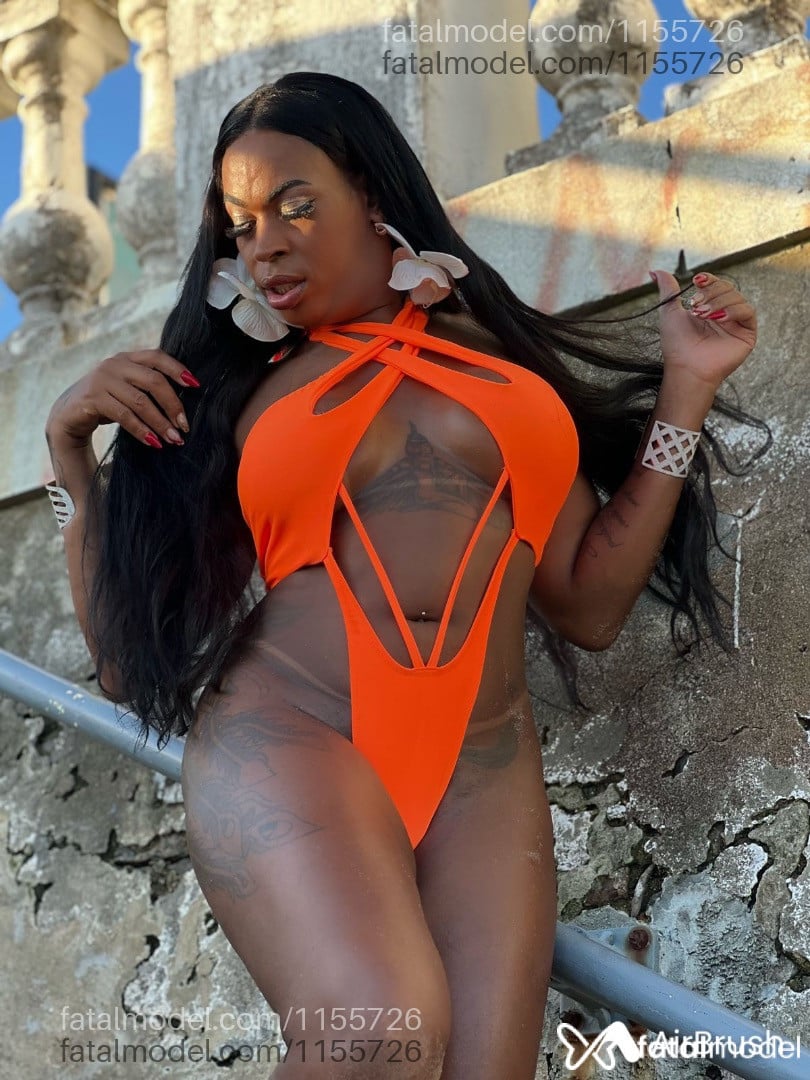 Acompanhante travesti morena (o) de olhos castanhos em Salvador - Ryanna matarasso