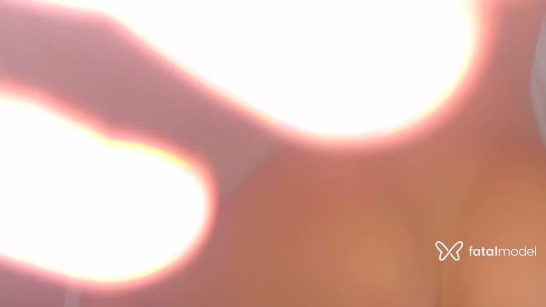 Acompanhante mulher morena (o) de olhos castanhos - Gaby