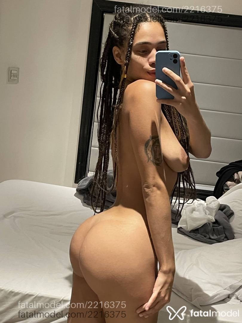 Acompanhante mulher morena (o) de olhos castanhos - Gaby