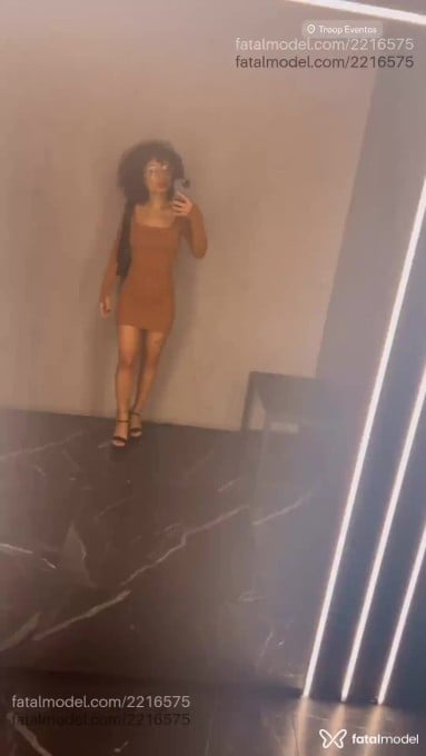 Acompanhante mulher morena (o) de olhos castanhos em Porto Alegre - Isis