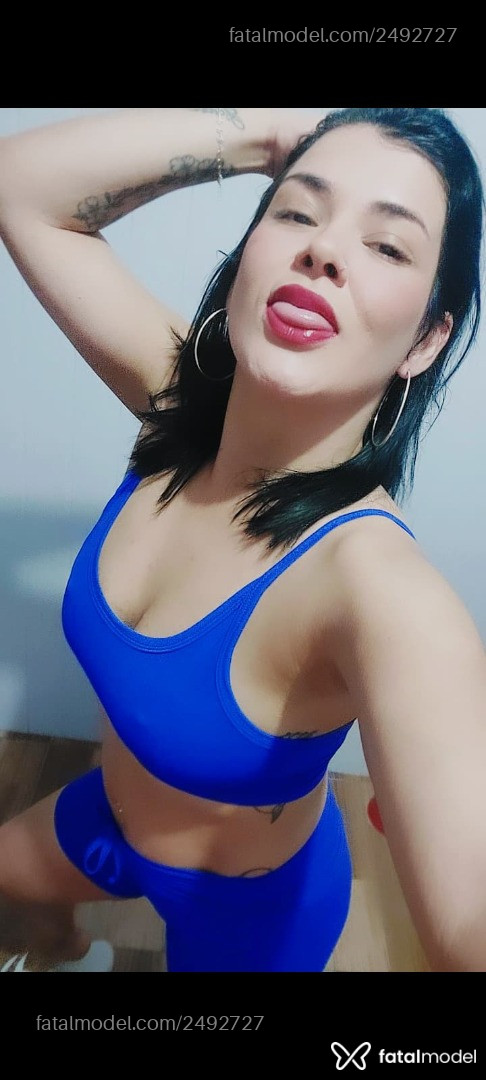 Acompanhante mulher morena (o) de olhos castanhos - Mel Tolini Acompanhante mulher morena (o) de olhos castanhos - Mel Tolini