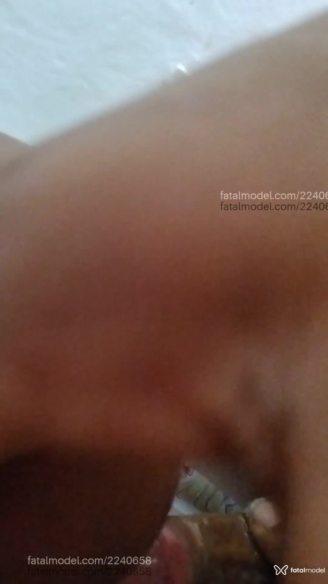 Acompanhante mulher com cabelo castanho de olhos pretos em Cachoeiro de Itapemirim - Maria