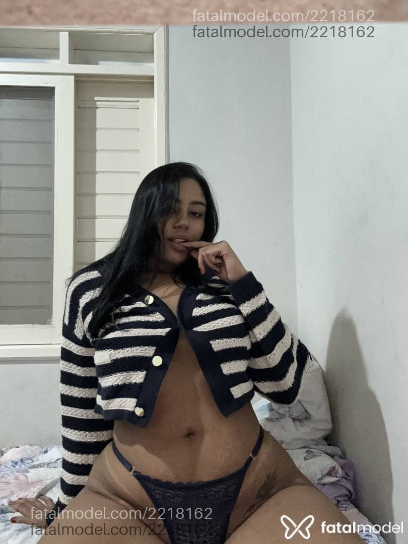 Acompanhante mulher morena (o) de olhos castanhos - Eduarda