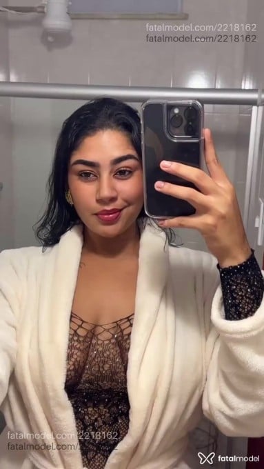 Acompanhante mulher morena (o) de olhos castanhos - Eduarda