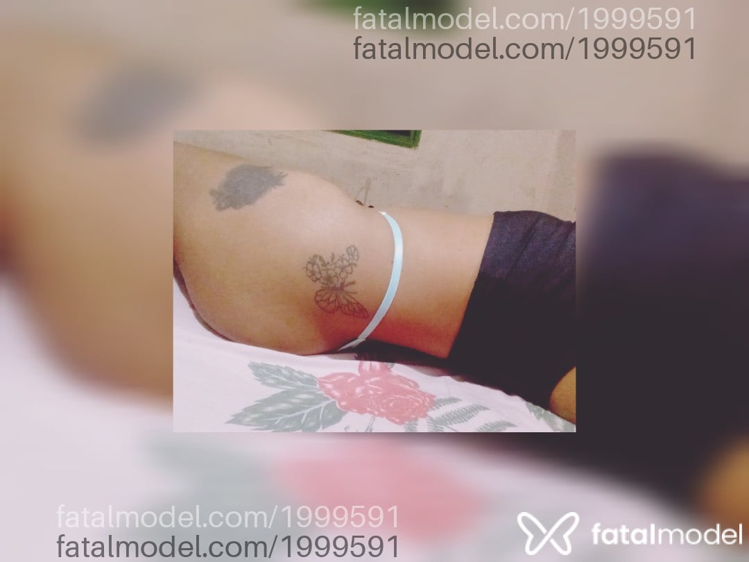 Acompanhante mulher com cabelo castanho de olhos castanhos em Goiânia - Morenah