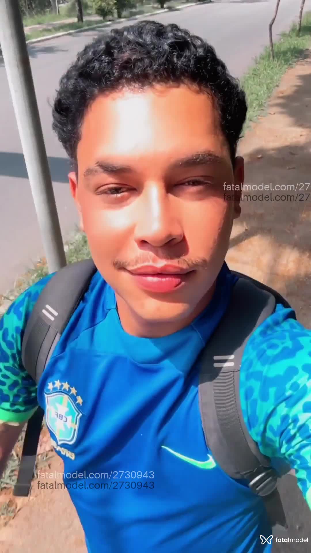 Acompanhante homem com cabelo castanho de olhos castanhos em Belo Horizonte - Guerra