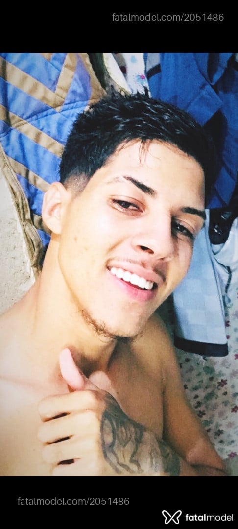 Acompanhante homem morena (o) de olhos castanhos em Belo Horizonte - Thl