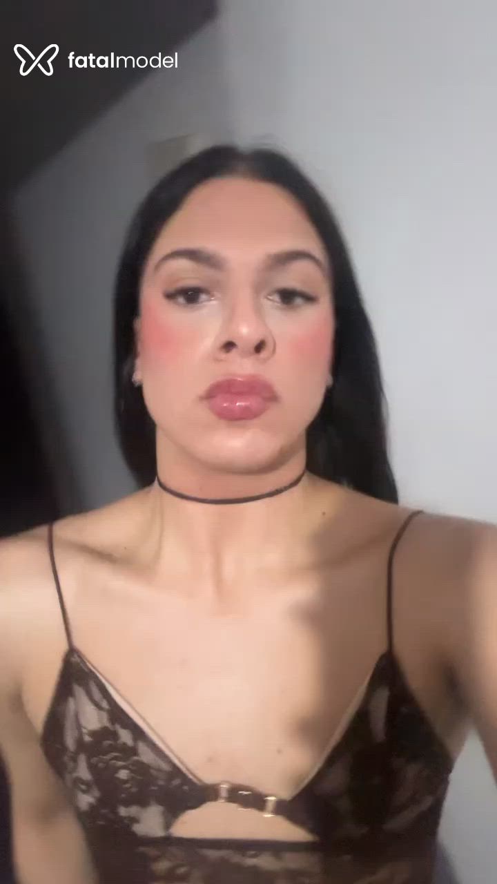 Acompanhante mulher trans com cabelo castanho de olhos castanhos - Carol Acompanhante mulher trans com cabelo castanho de olhos castanhos - Carol