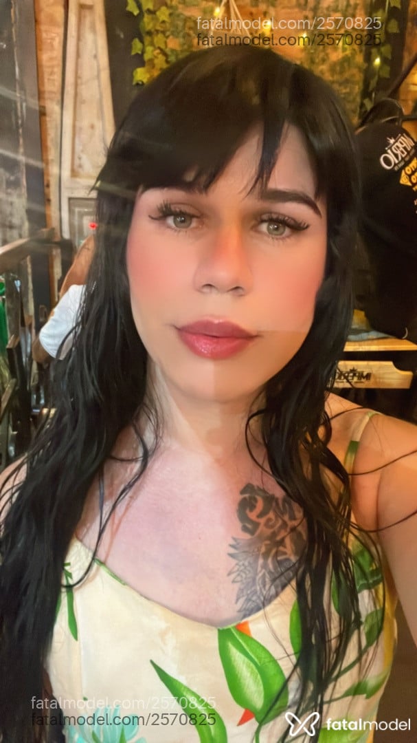 Acompanhante mulher trans morena (o) de olhos verdes em Piracicaba - Giulia Leme
