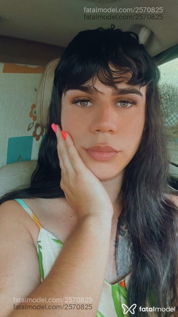 Acompanhante mulher trans morena (o) de olhos verdes em Piracicaba - Giulia Leme