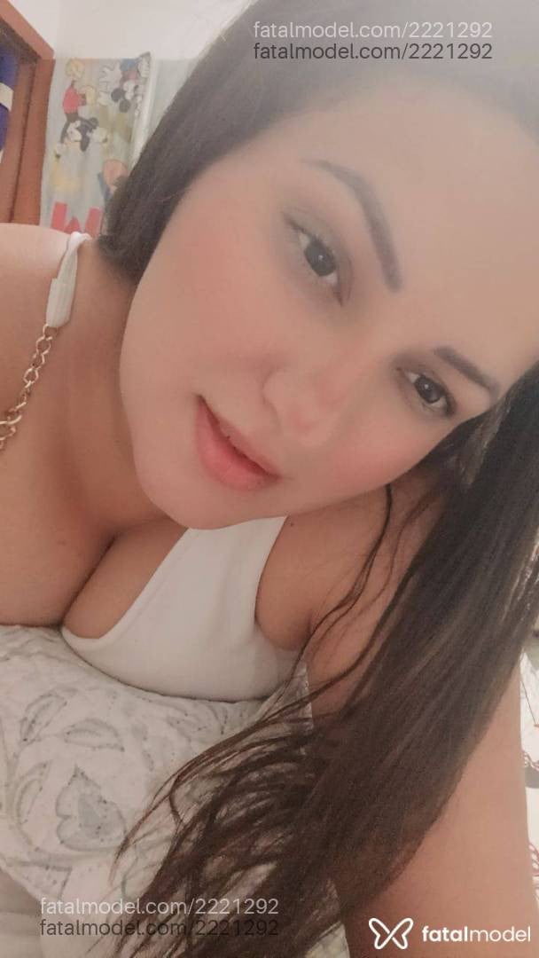 Acompanhante mulher com cabelo castanho de olhos castanhos em Várzea Grande - Gaby