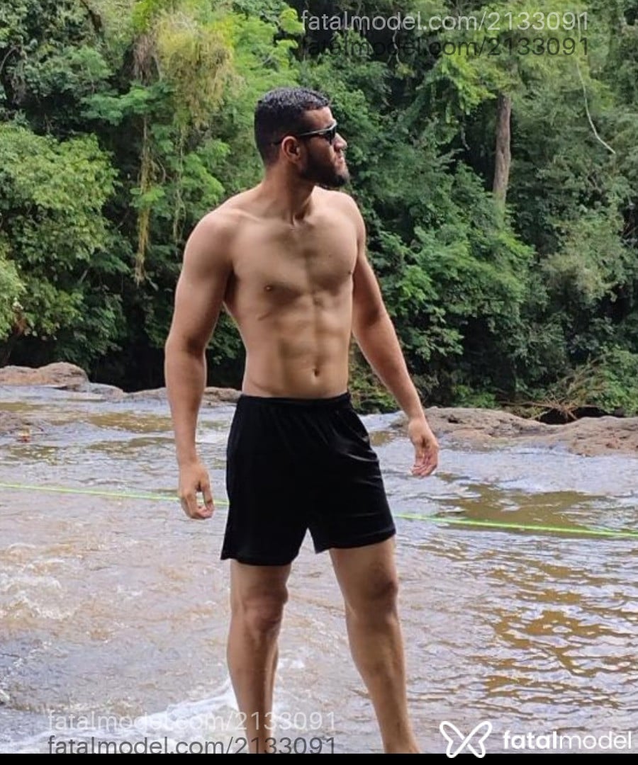 Acompanhante homem morena (o) de olhos mel em Cascavel - Gustavo Bruinsma