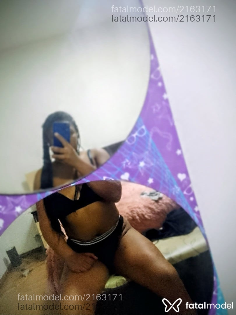 Acompanhante mulher morena (o) de olhos castanhos em Bagé - Renata