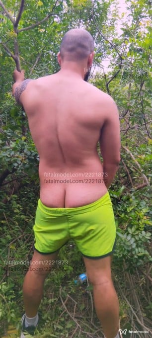 Acompanhante homem sem cabelo de olhos castanhos em Porto Alegre - Mike Santos