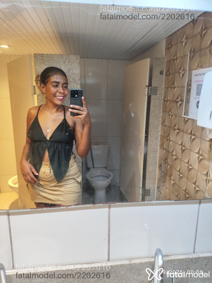 Acompanhante mulher com cabelo castanho de olhos castanhos em Contagem - Nathyele