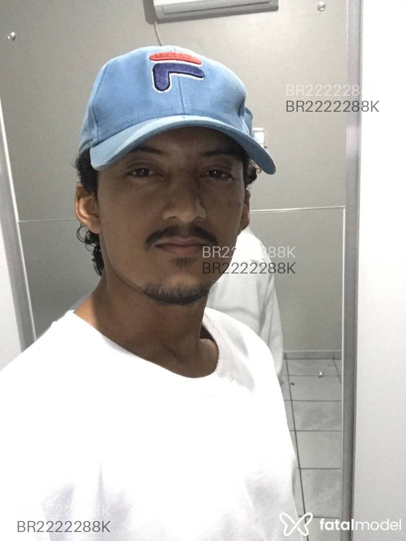Acompanhante homem morena (o) de olhos pretos em Jaraguá do Sul - Elison Hills