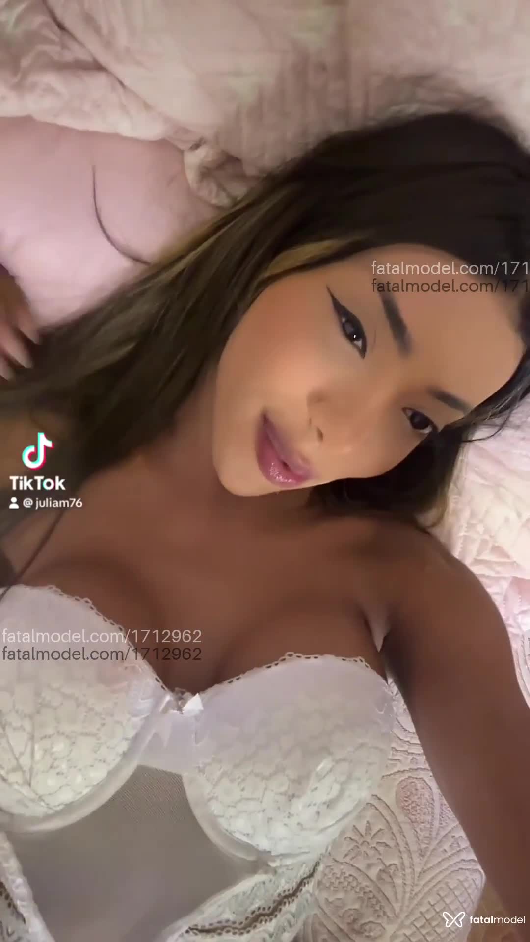 Acompanhante mulher trans loira (o) de olhos castanhos em Juiz de Fora - Júlia Marquezine
