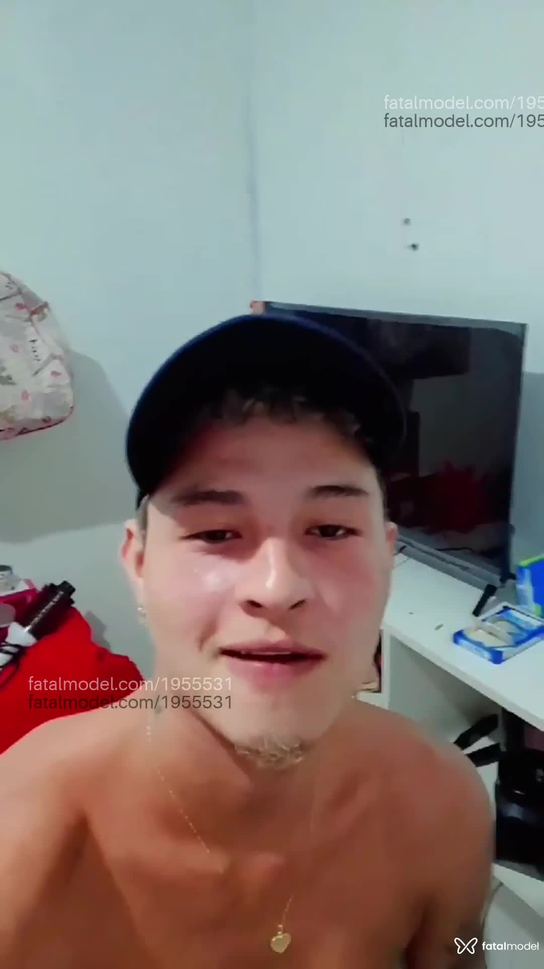 Acompanhante homem loira (o) de olhos mel em Manaus - Vitinhojogadorcaro