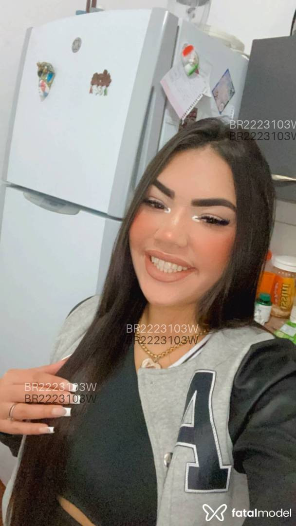Acompanhante mulher morena (o) de olhos castanhos em Virtual Acompanhante mulher morena (o) de olhos castanhos em Virtual - Nathalia