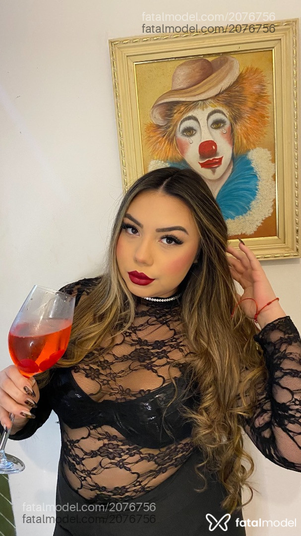 Acompanhante mulher morena (o) de olhos castanhos em São Paulo - Victoria Santos