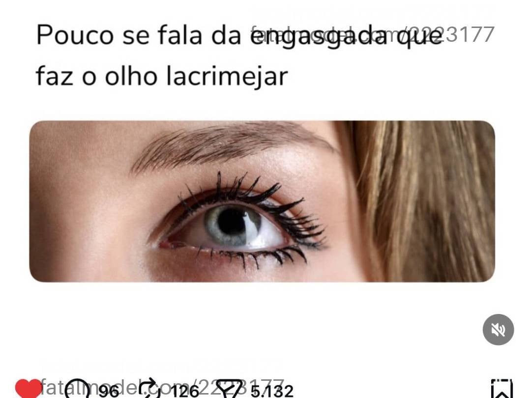 Acompanhante mulher morena (o) de olhos castanhos - Morena