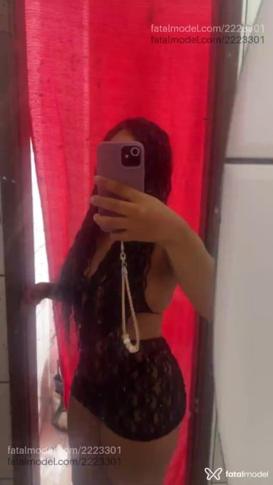 Acompanhante mulher loira (o) de olhos castanhos em Camaçari - Stefany