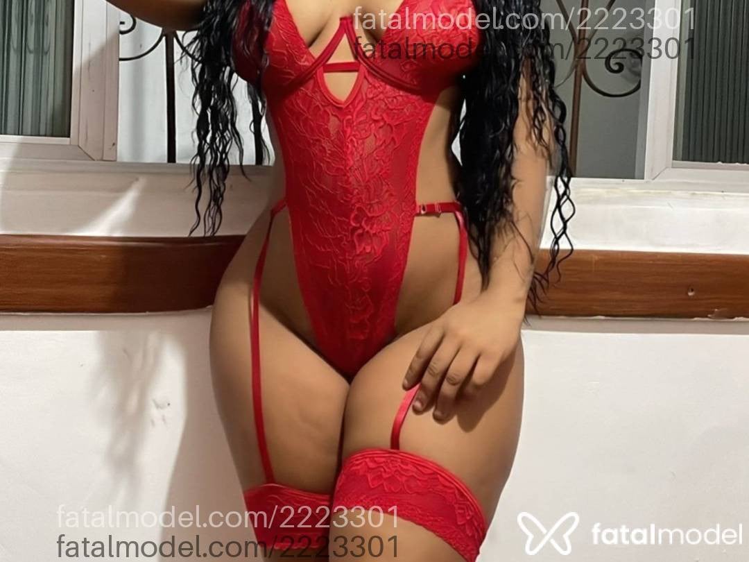 Acompanhante mulher loira (o) de olhos castanhos em Camaçari - Stefany