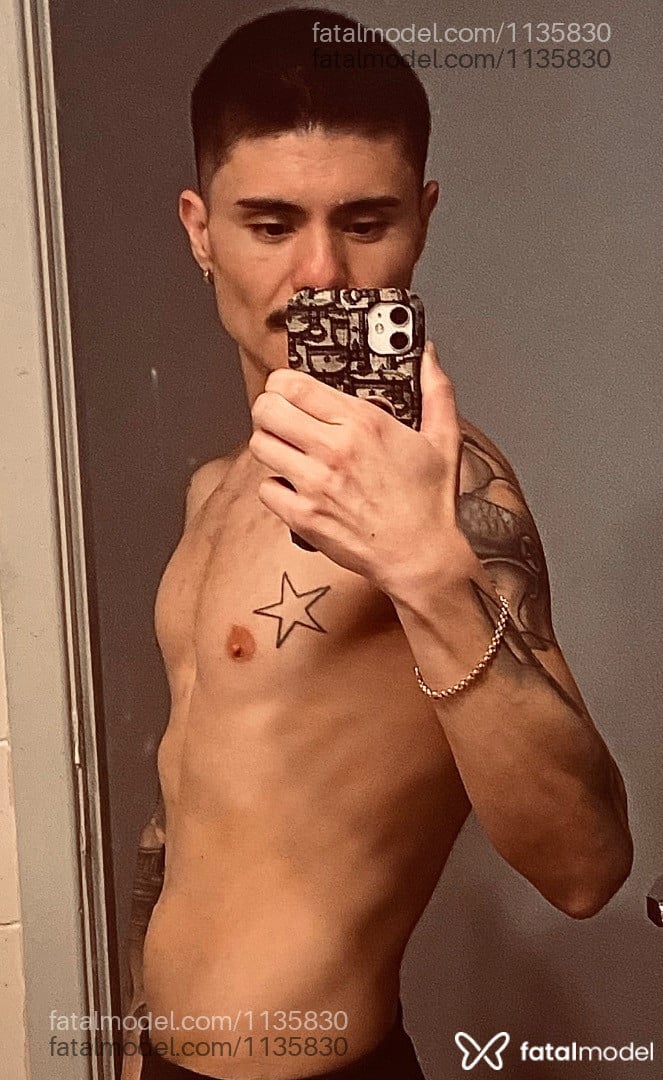 Acompanhante homem morena (o) de olhos castanhos em São Paulo - Roger