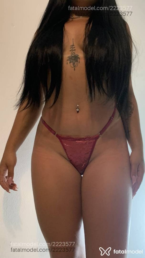Acompanhante mulher morena (o) de olhos castanhos - Sofia Acompanhante mulher morena (o) de olhos castanhos - Sofia