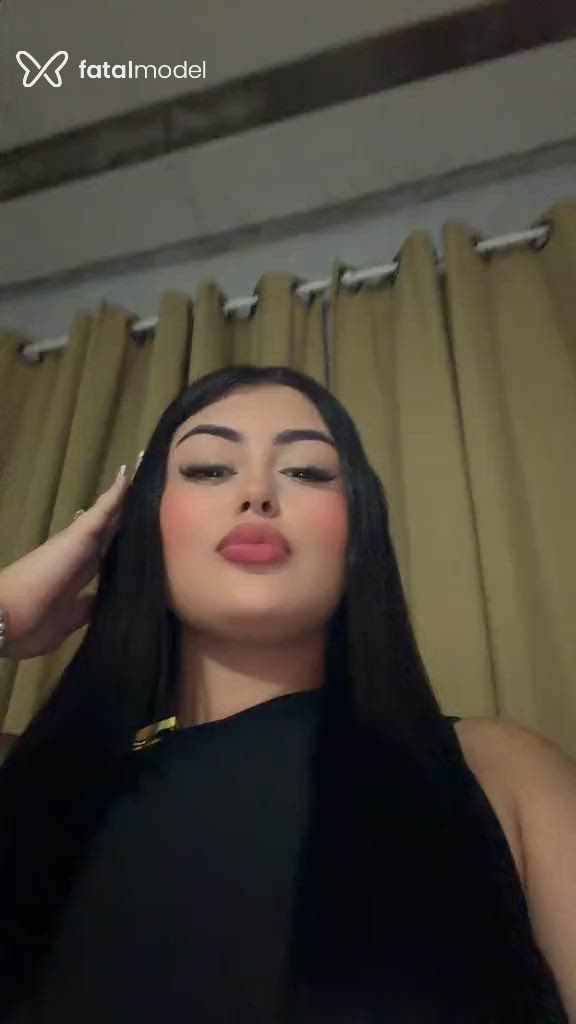 Acompanhante mulher morena (o) de olhos castanhos - Sofia Acompanhante mulher morena (o) de olhos castanhos - Sofia