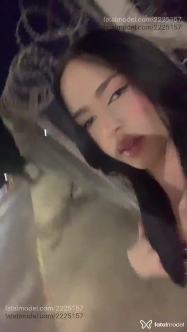 Acompanhante mulher trans morena (o) de olhos castanhos - Sophia Acompanhante mulher trans morena (o) de olhos castanhos - Sophia