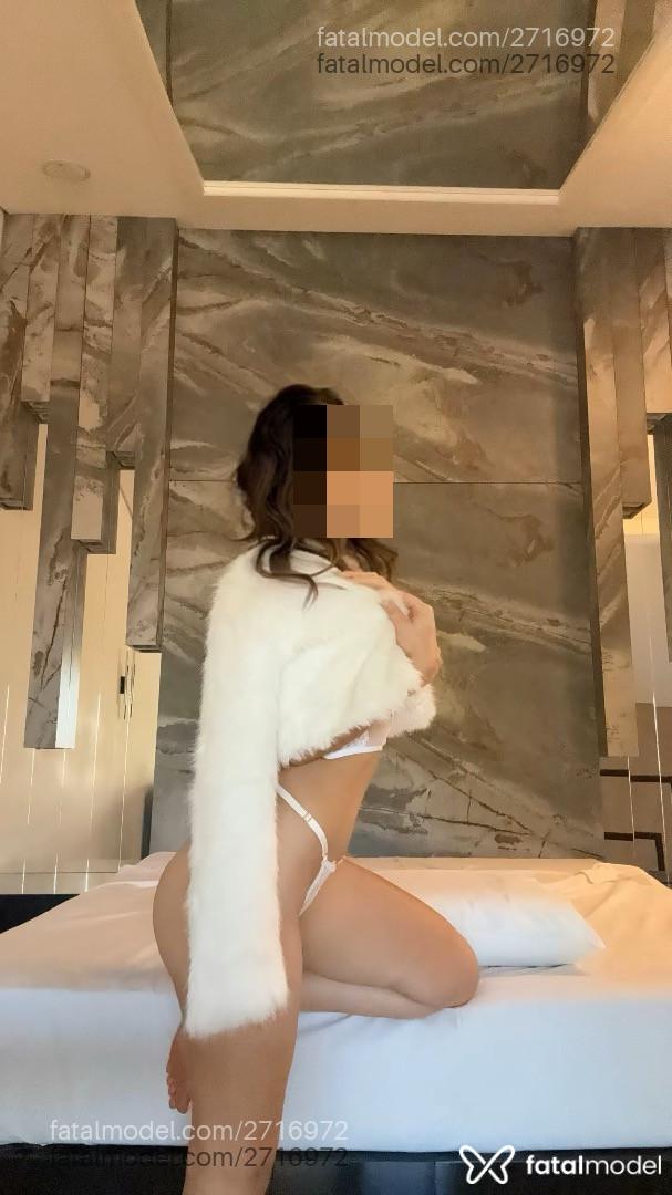 Acompanhante mulher morena (o) de olhos castanhos em Balneário Camboriú - Chloë