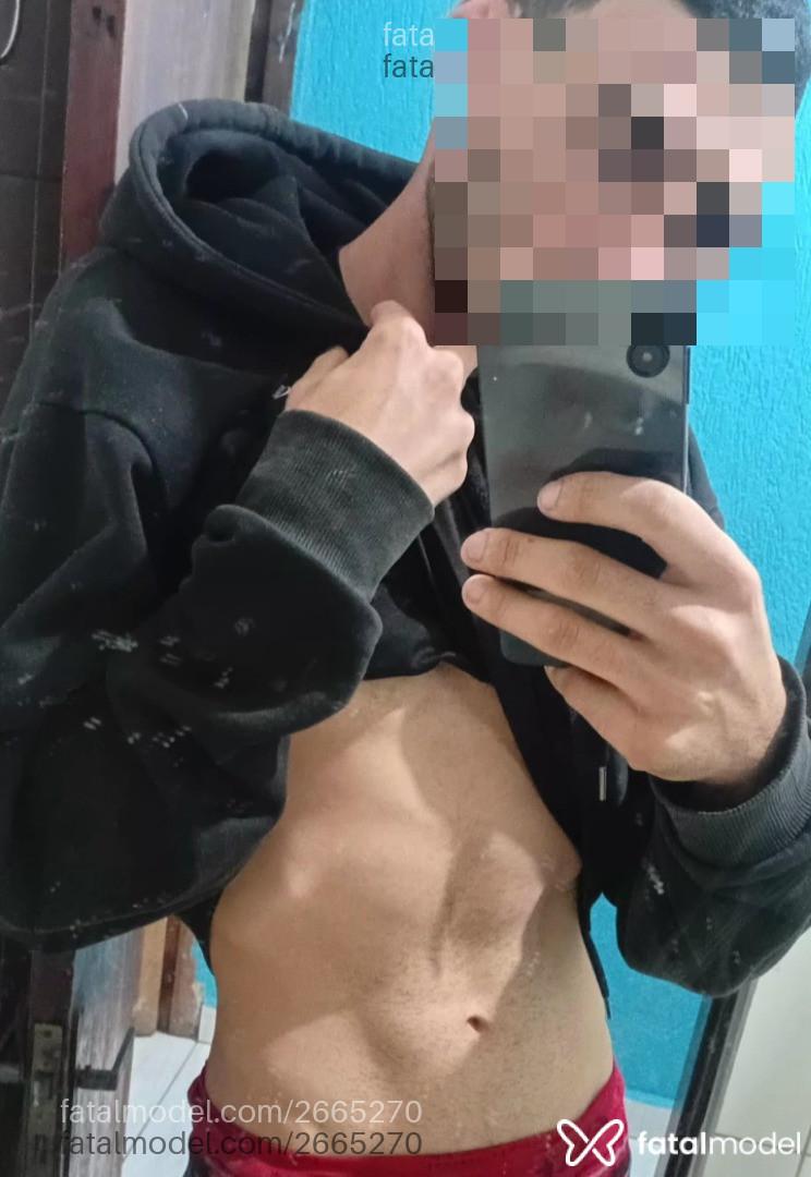 Acompanhante homem com cabelo castanho de olhos castanhos em São Paulo - Allan Tavares