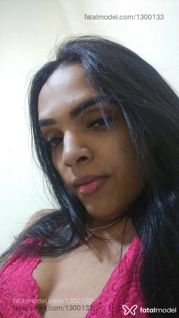 Acompanhante mulher trans morena (o) de olhos castanhos em Itabuna Acompanhante mulher trans morena (o) de olhos castanhos em Itabuna - MORENA