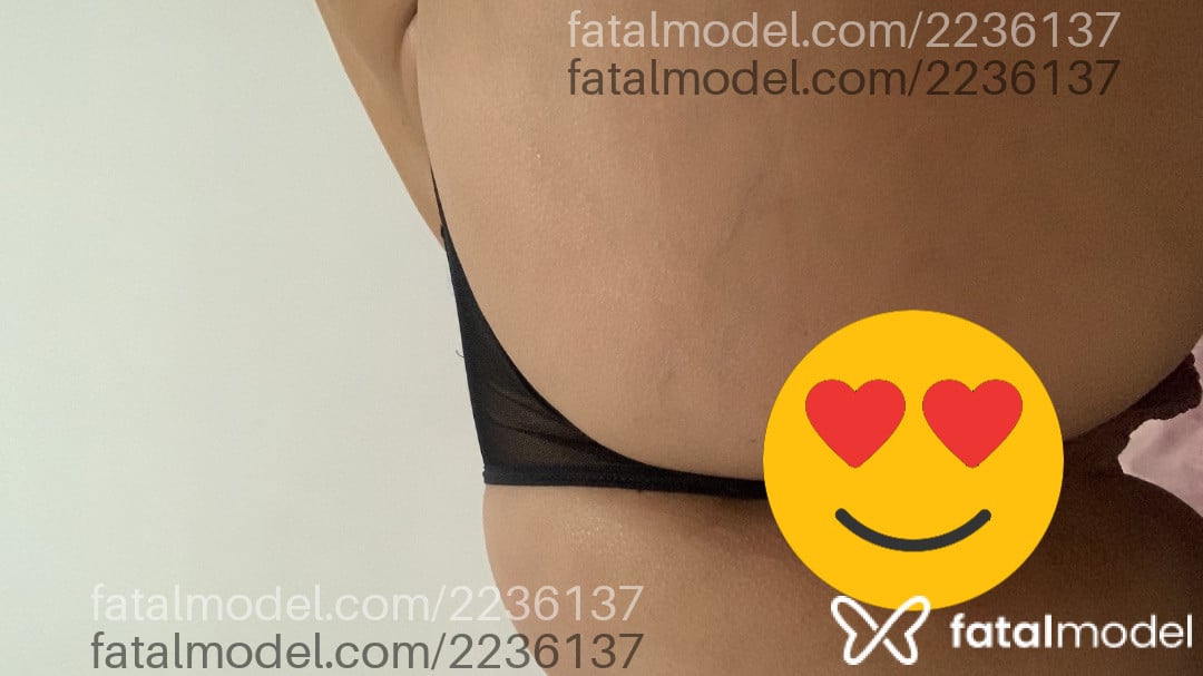 Acompanhante mulher morena (o) de olhos castanhos em Virtual Acompanhante mulher morena (o) de olhos castanhos em Virtual - Fernanda