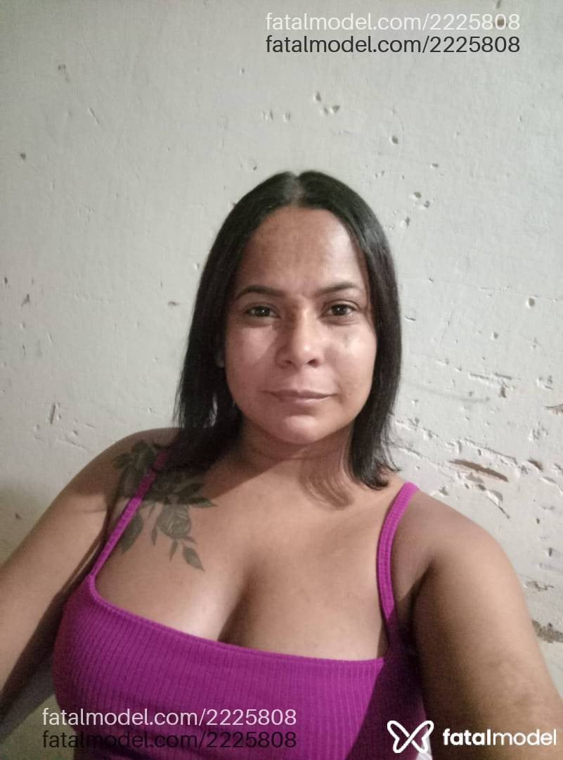 Acompanhante mulher morena (o) de olhos pretos em Mirassol D'oeste - Rafaela Menezes