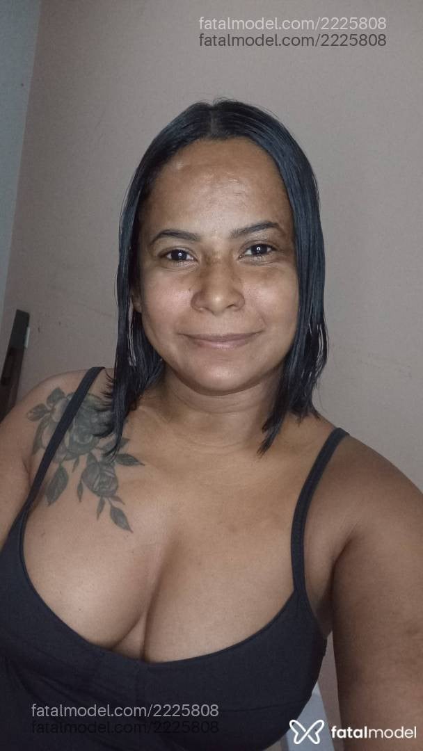 Acompanhante mulher morena (o) de olhos pretos - Rafaela Menezes Acompanhante mulher morena (o) de olhos pretos - Rafaela Menezes