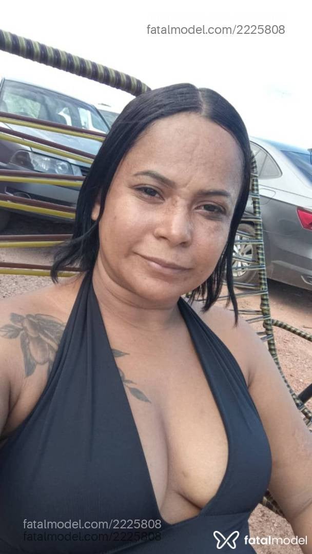 Acompanhante mulher morena (o) de olhos pretos em Mirassol D'oeste - Rafaela Menezes