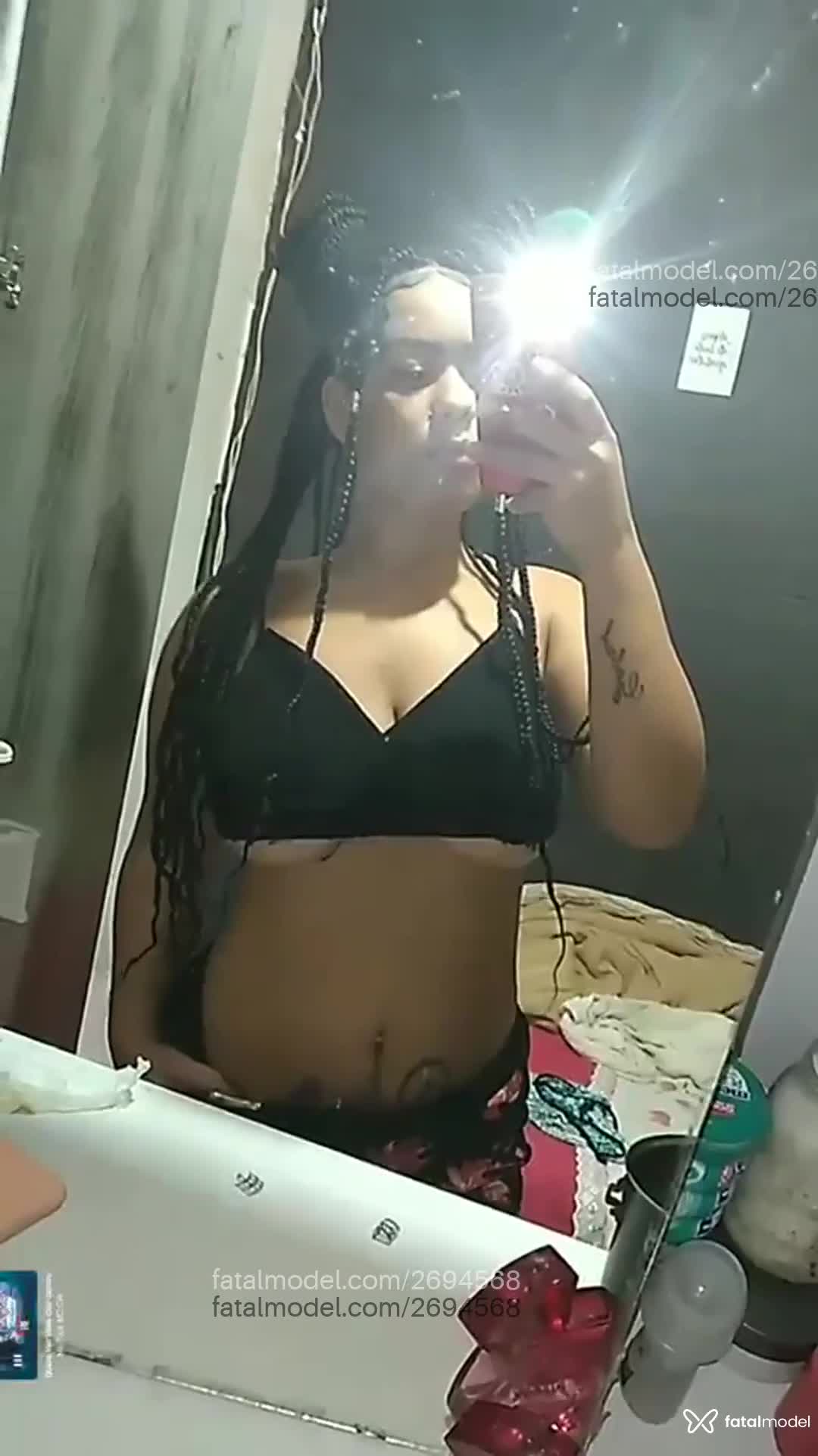 Acompanhante mulher ruiva (o) de olhos castanhos em Virtual - Kamilinha