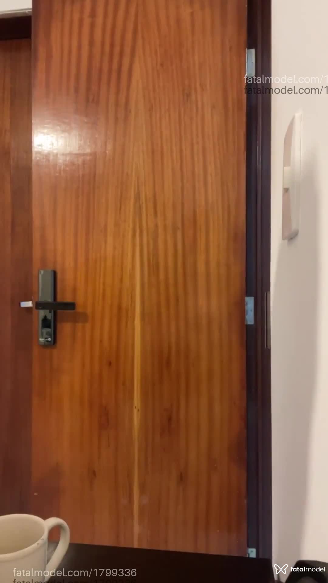Acompanhante homem com cabelo castanho de olhos castanhos - Marcos Acompanhante homem com cabelo castanho de olhos castanhos - Marcos