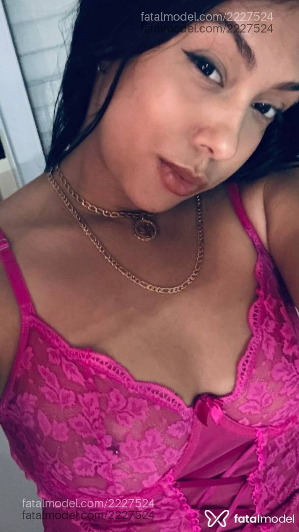 Acompanhante mulher morena (o) de olhos castanhos - Mayumi
