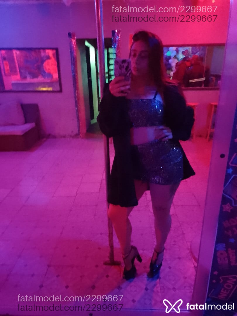 Acompanhante mulher loira (o) de olhos mel em Pelotas - Rhuivynha
