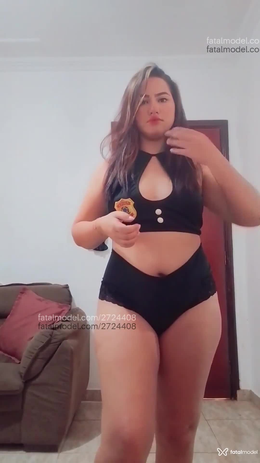 Acompanhante mulher morena (o) de olhos mel em Araraquara Acompanhante mulher morena (o) de olhos mel em Araraquara - Cereginha
