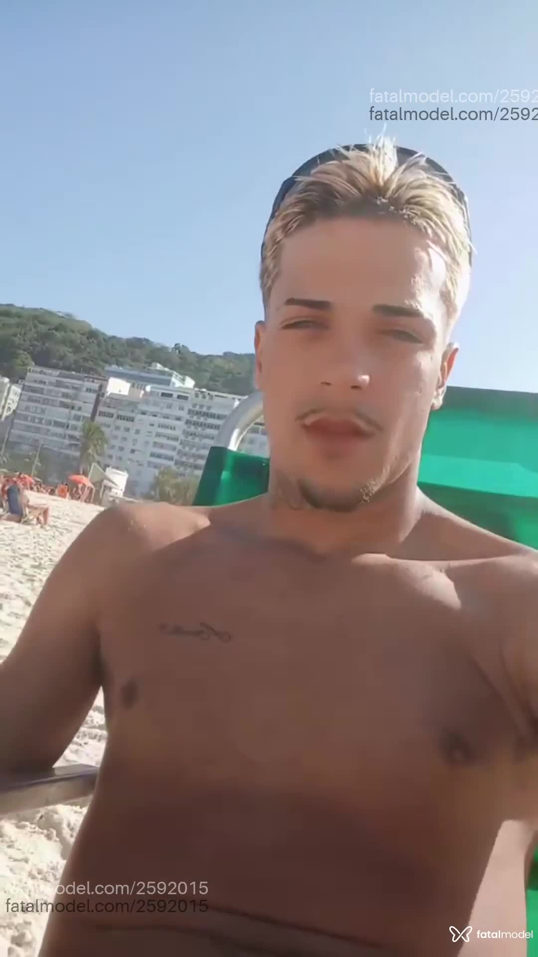 Acompanhante homem morena (o) de olhos mel em Rio de Janeiro - Brendon
