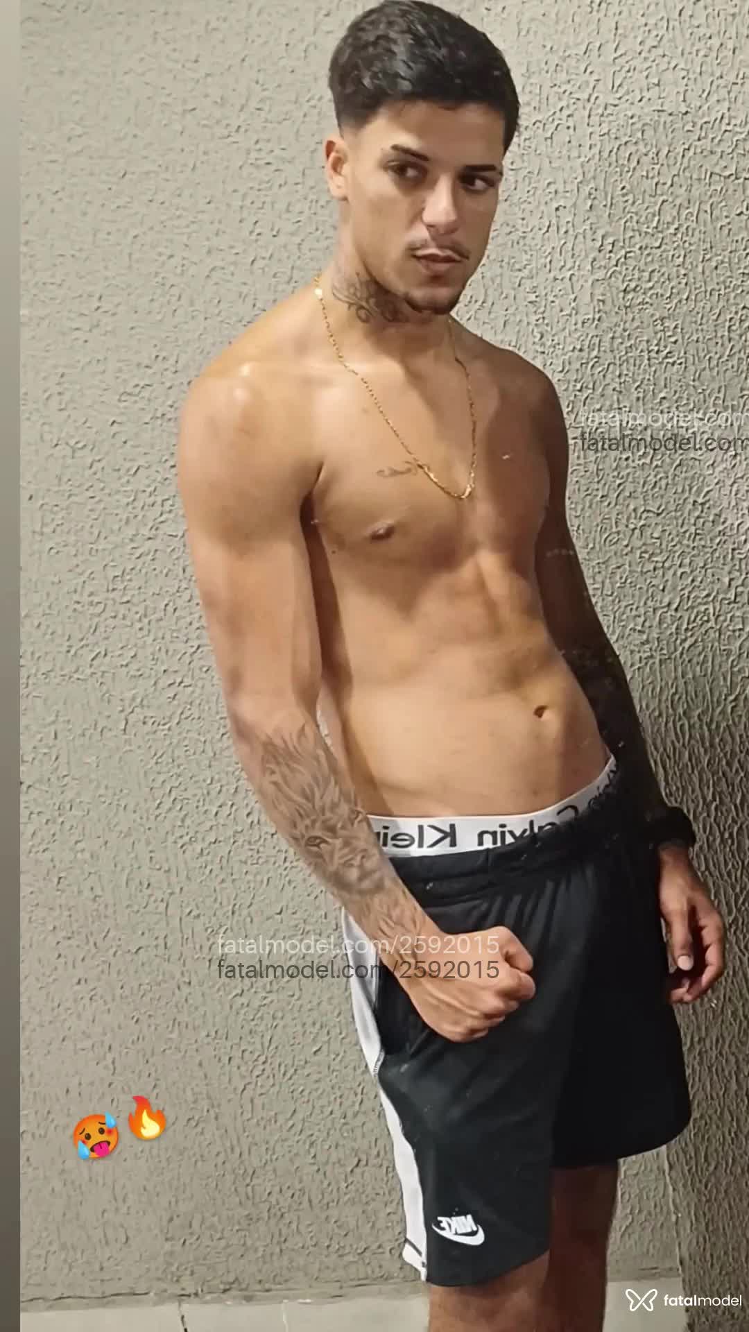 Acompanhante homem morena (o) de olhos mel em Rio de Janeiro - Brendon