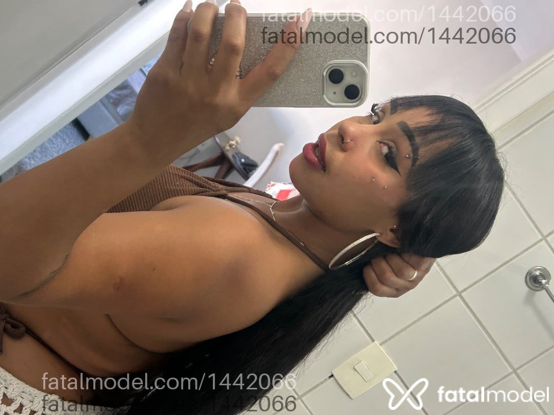 Acompanhante mulher morena (o) de olhos castanhos em Florianópolis - Lua Picon
