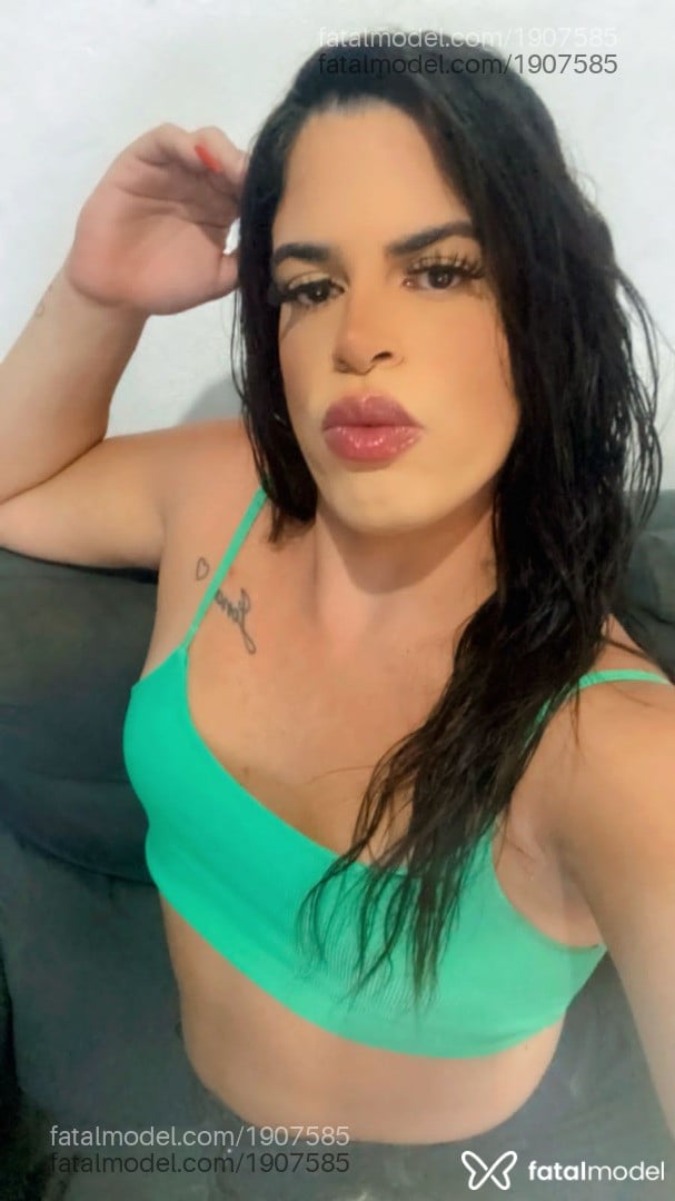 Acompanhante mulher trans morena (o) de olhos pretos em Belo Horizonte - Myrella