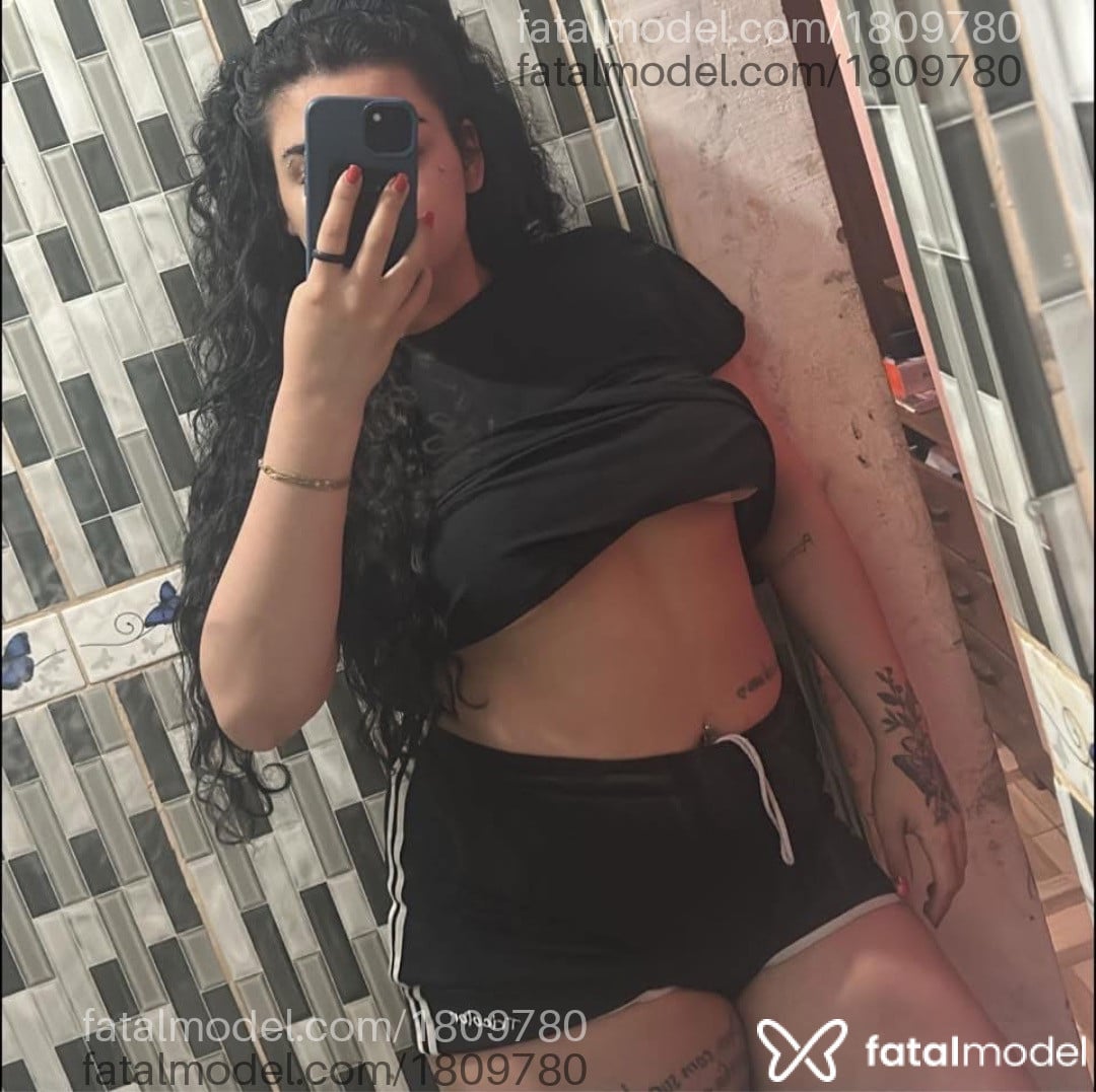 Acompanhante mulher morena (o) de olhos pretos em Novo Hamburgo - Lídia Eduarda