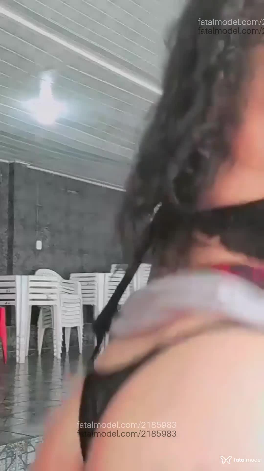 Acompanhante mulher morena (o) de olhos mel em Porto Velho Acompanhante mulher morena (o) de olhos mel em Porto Velho - Leydi
