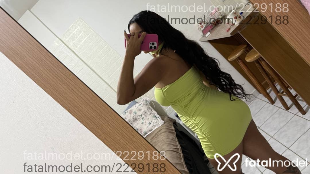 Acompanhante mulher morena (o) de olhos mel - Alicia Alves